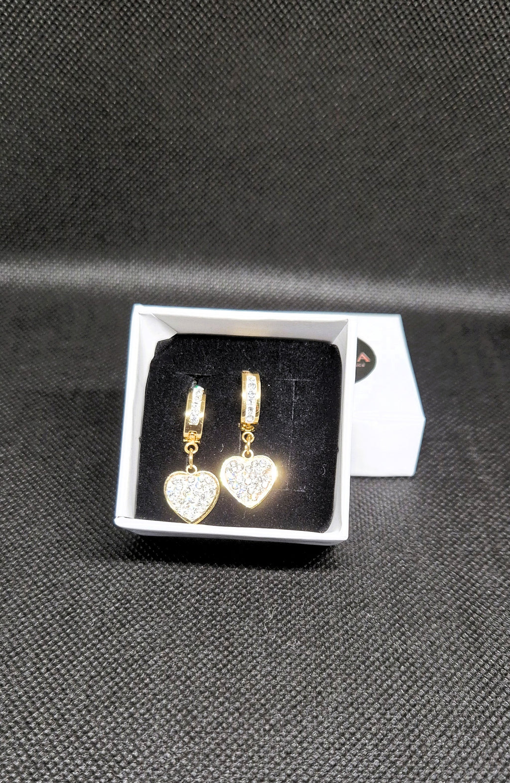 SuRosha Sparkling Heart Earrings – Stralende Liefde