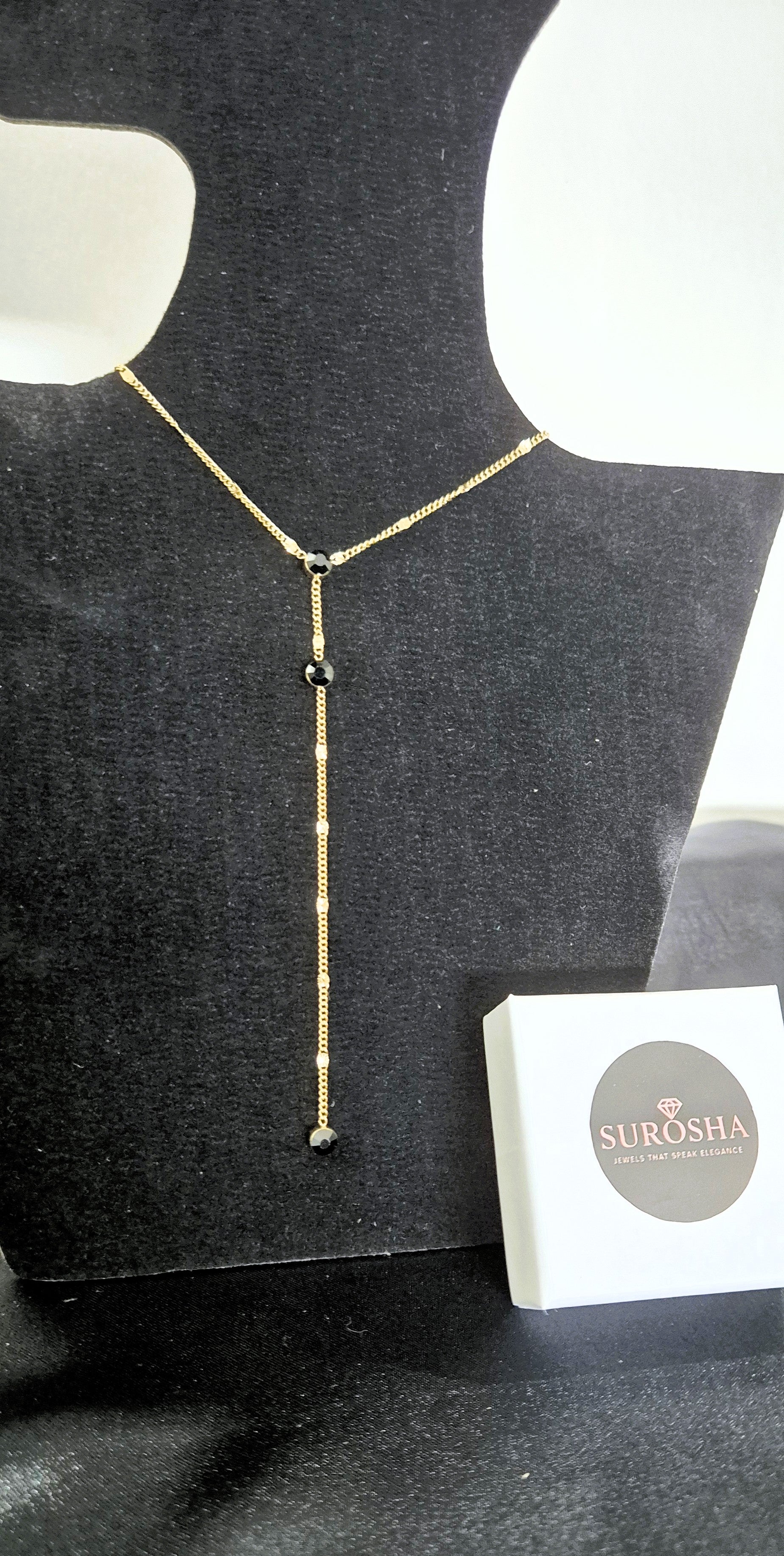 SuRosha Midnight Elegance Ketting – Y-Design met Zwarte Accenten