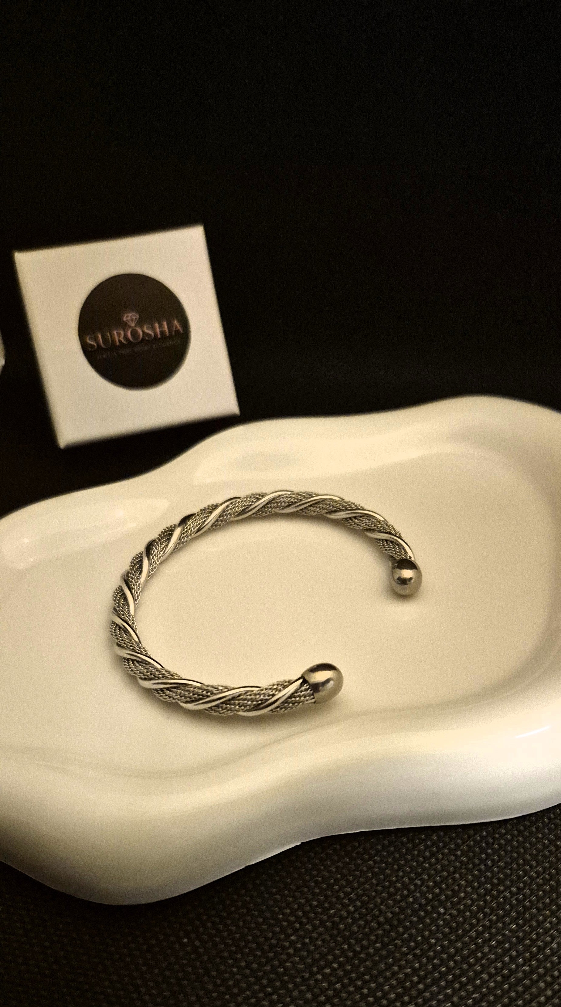 SuRosha Spirit Armband – Kracht & Energie (Hartchakra)