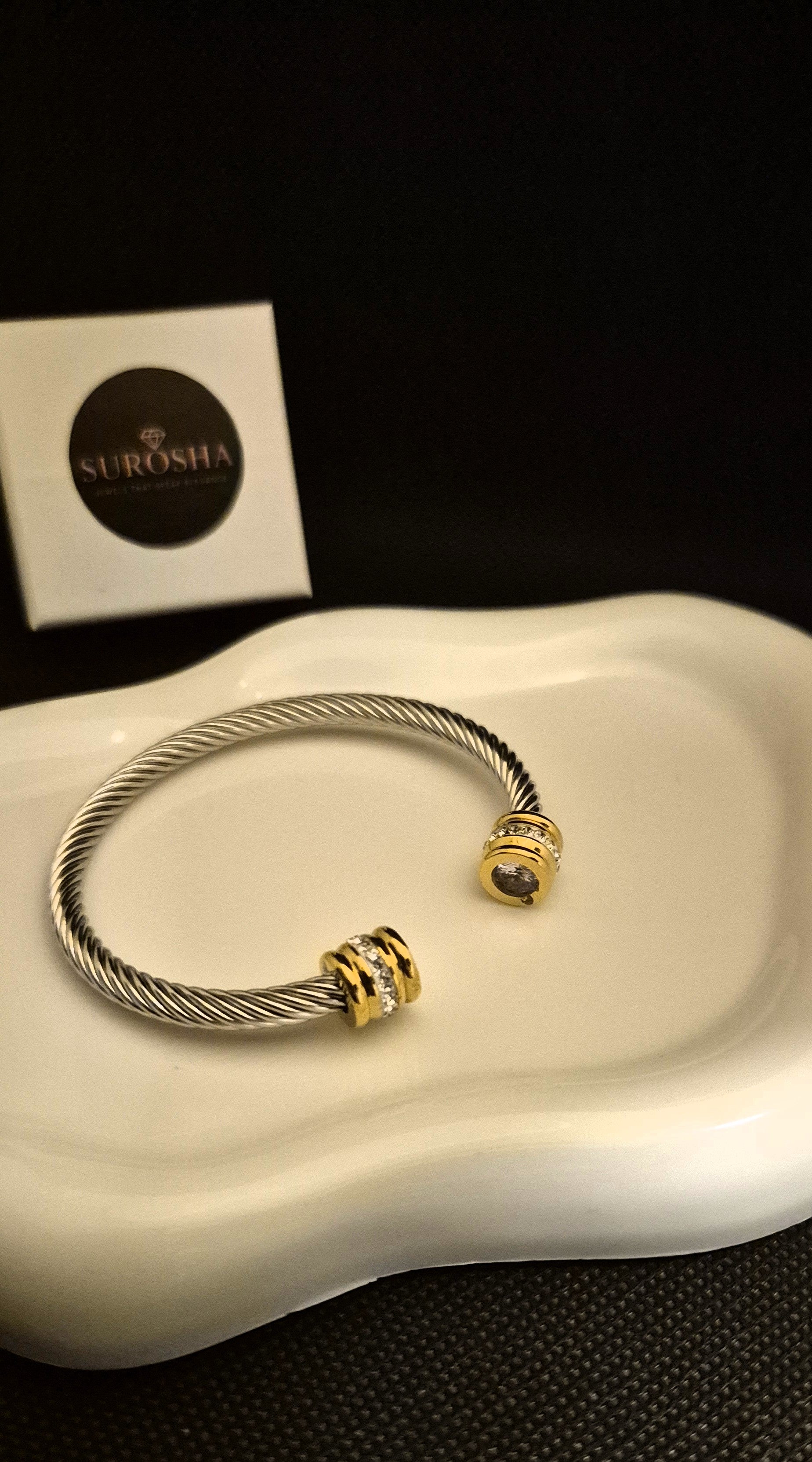 SuRosha Luxe Cable Armband – Kracht, Balans & Spirit