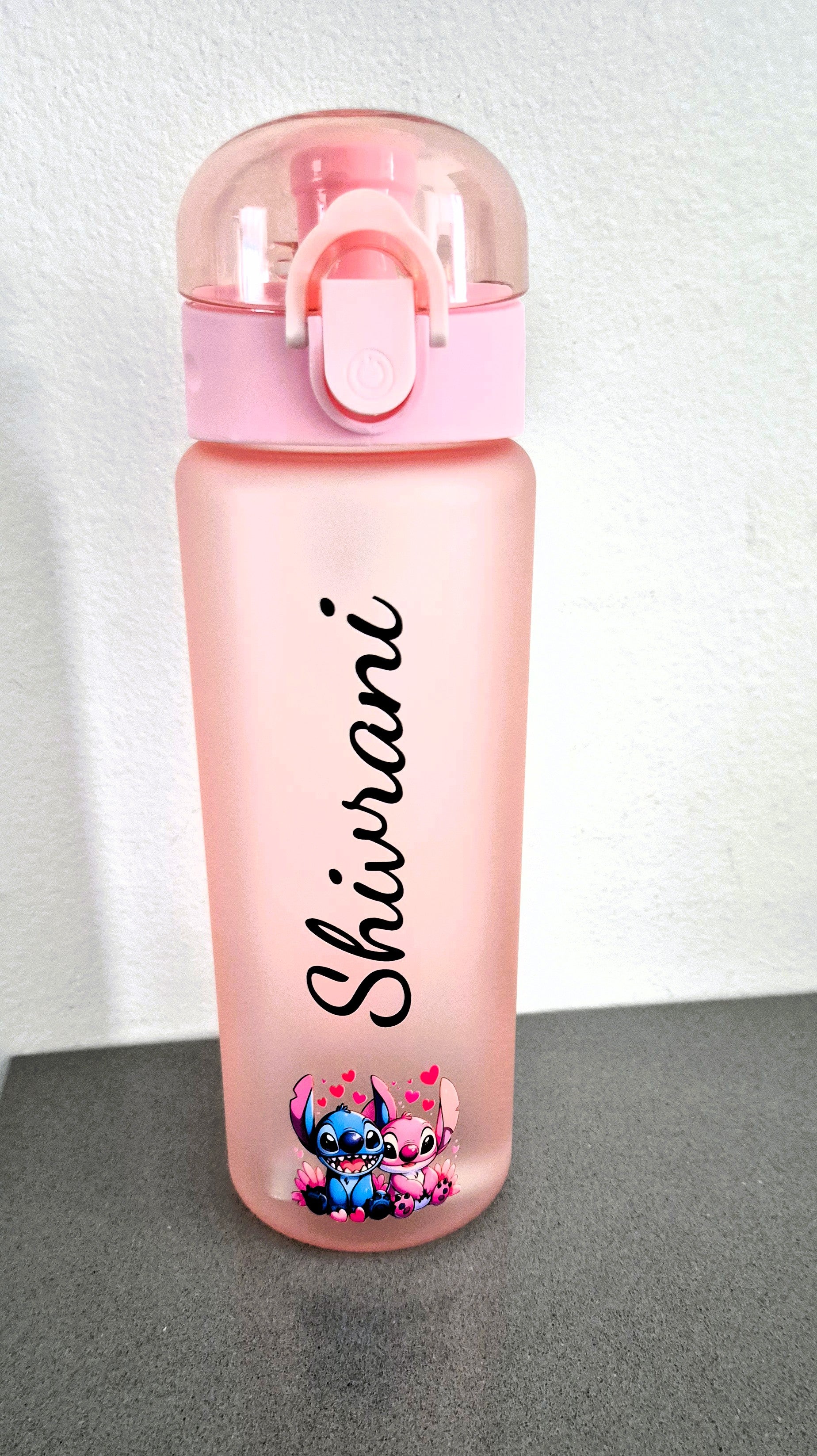 SuRosha Gepersonaliseerde Drinkfles – Stitch & Angel