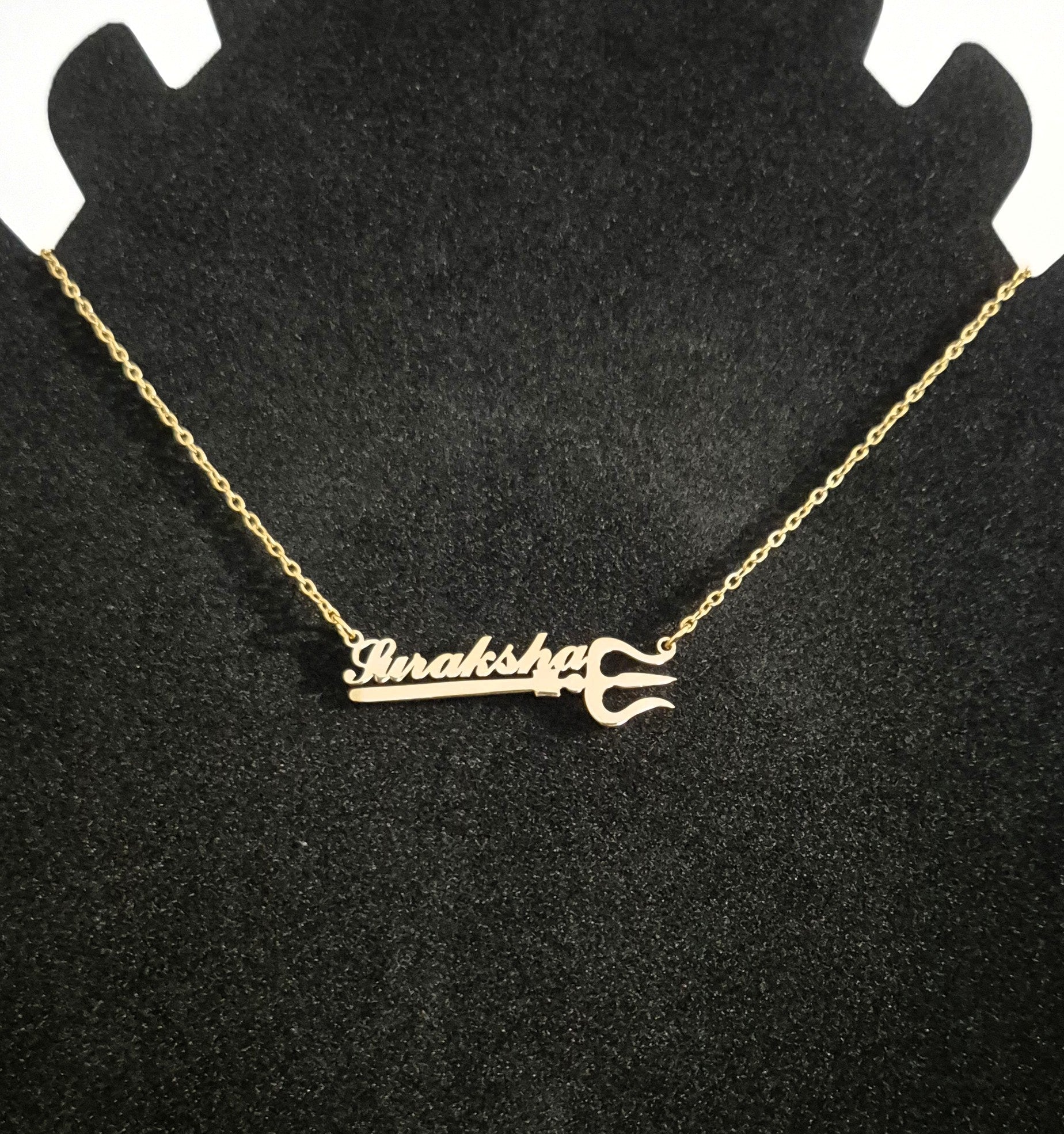 Naamketting met Trishul – Goud Stainless Steel