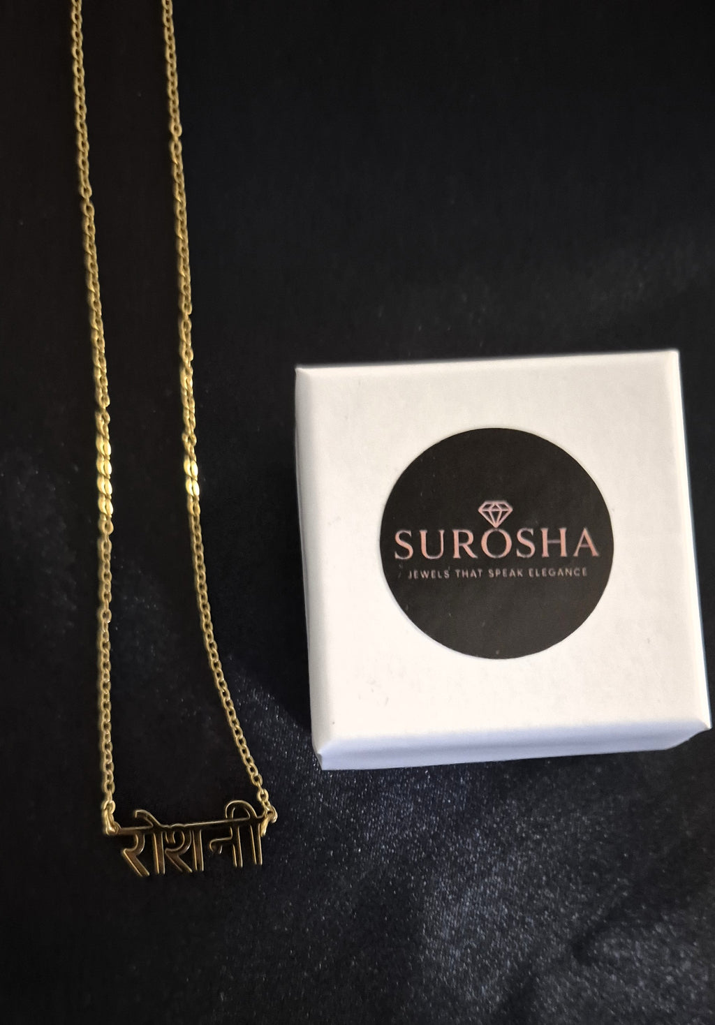 SuRosha Gepersonaliseerde Hindi Naamketting