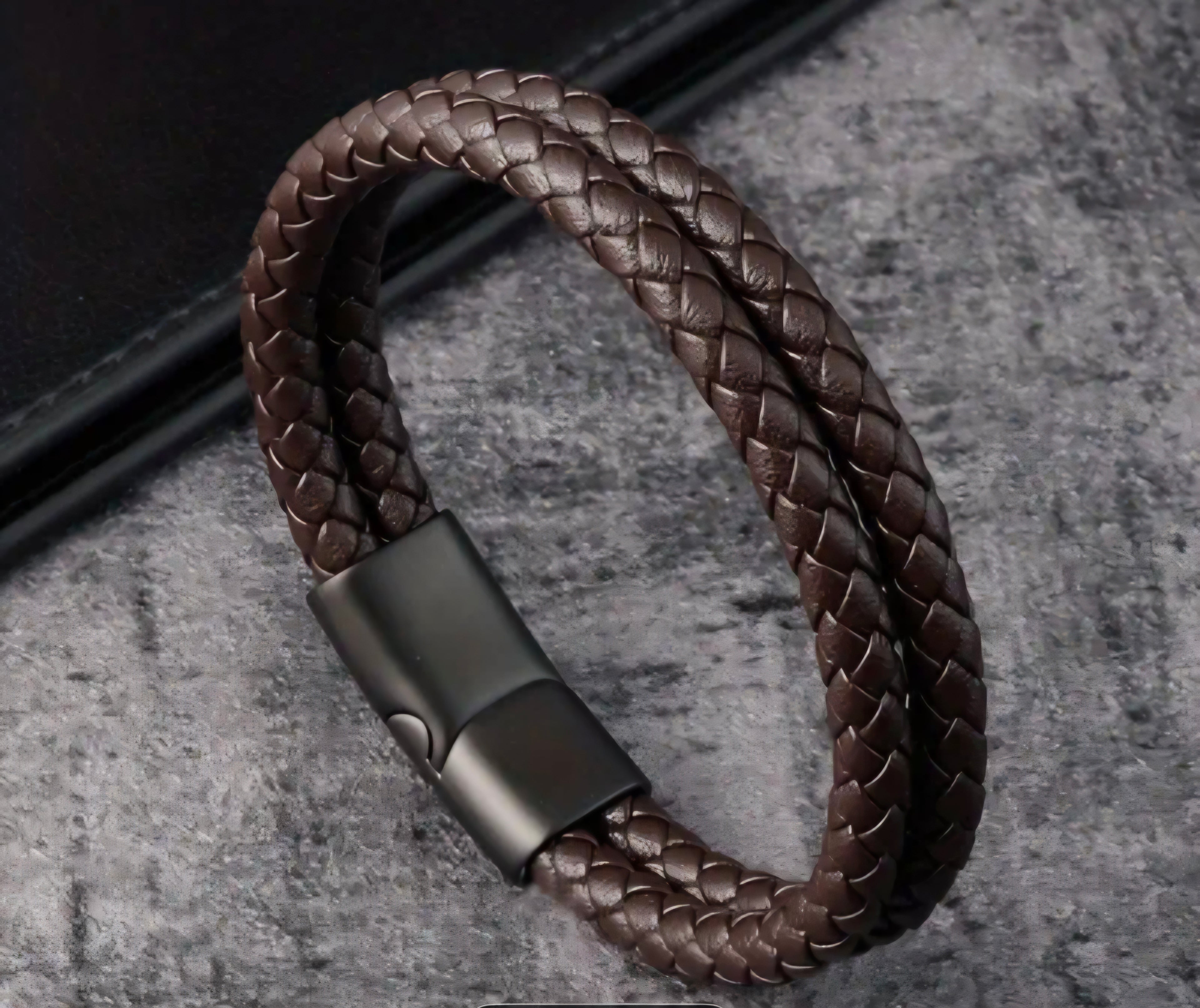 Zwarte gevlochten leren herenarmband dubbel met magnetische sluiting