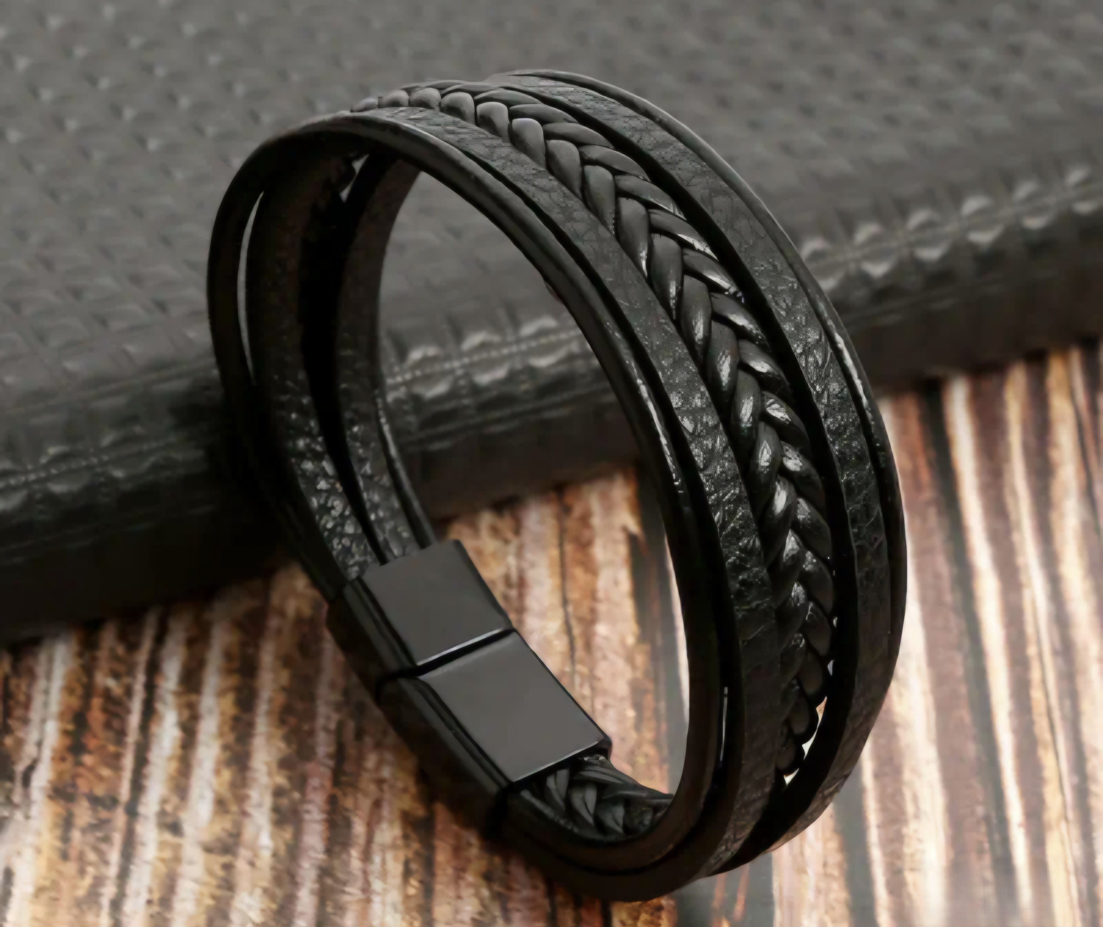 Brede zwarte leren herenarmband met meerdere banden