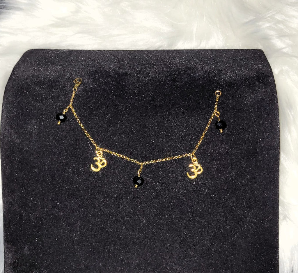 Armband – OHM Hangers met Zwarte Ogri AI Kralen