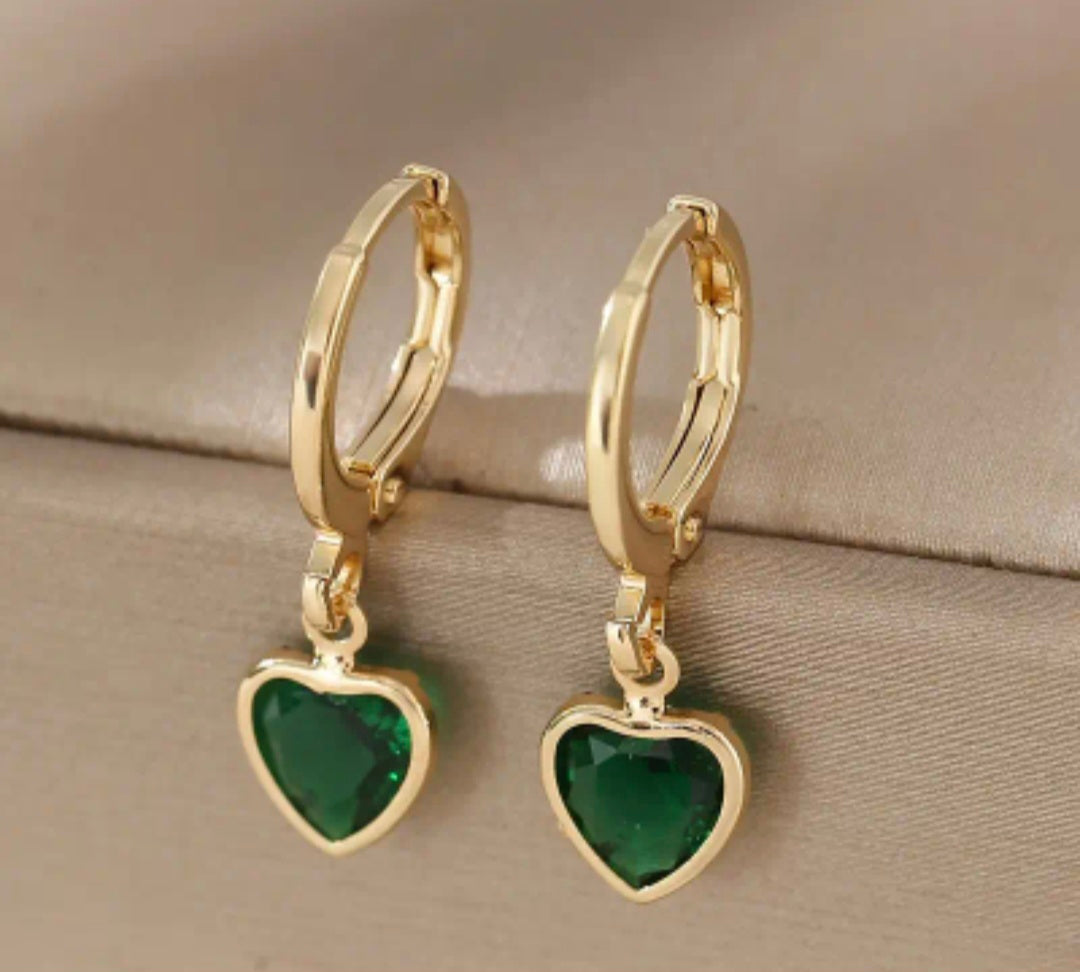 Dames Oorringen Goud – Hartvormige Steen