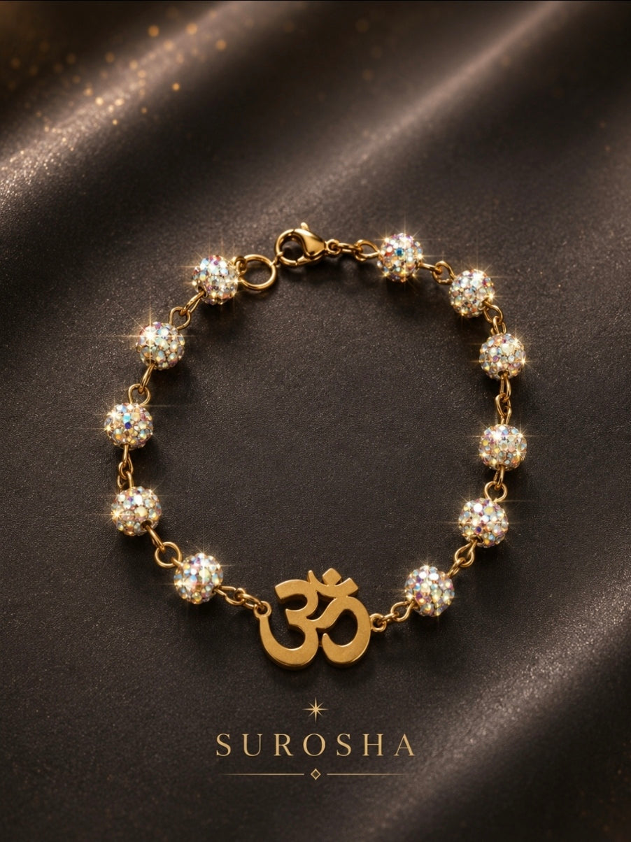SuRosha OHM Armband met Witte Shamballa Kralen