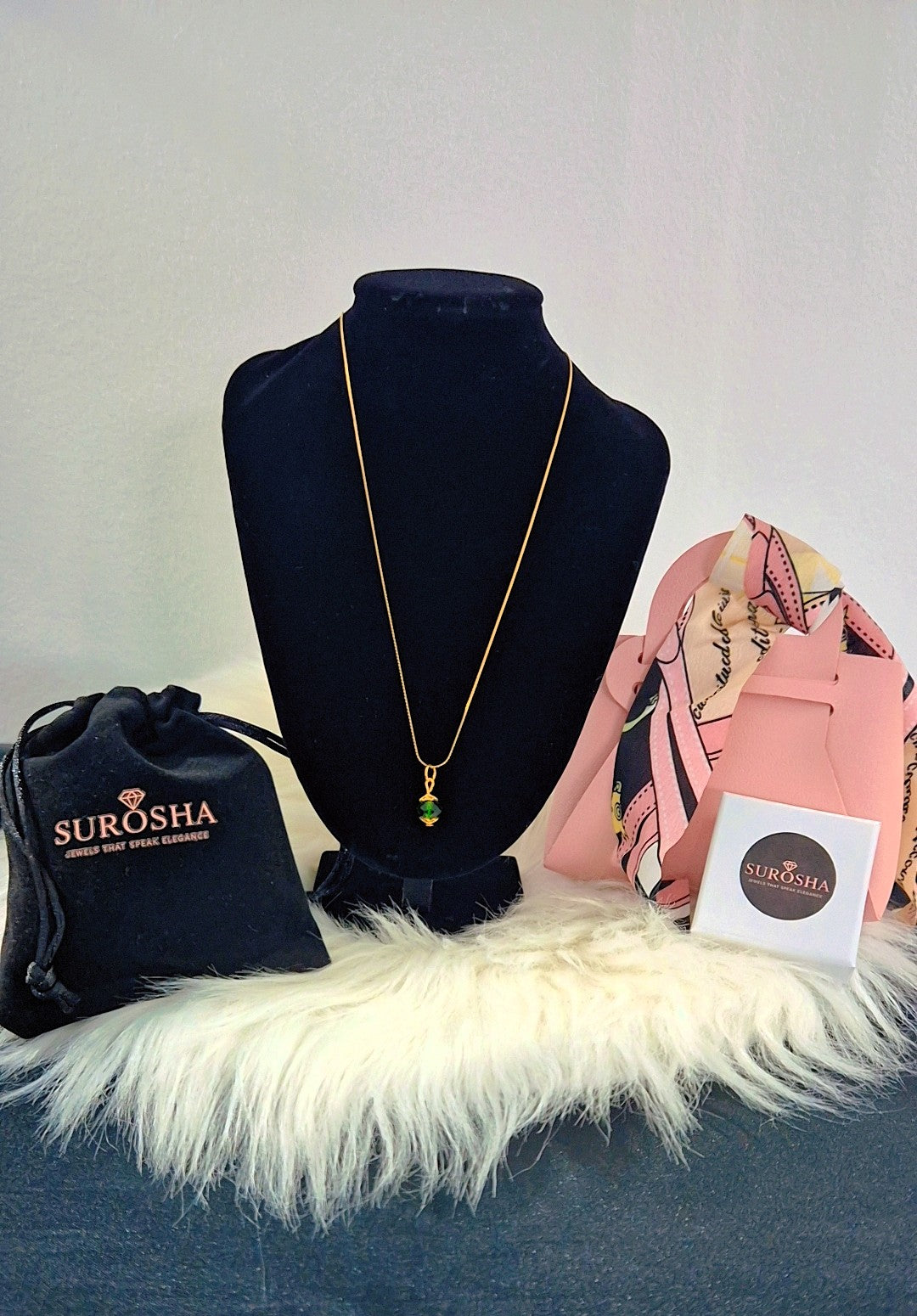 SuRosha RVS ketting met Groene Ogri Ai kraal – 45 cm