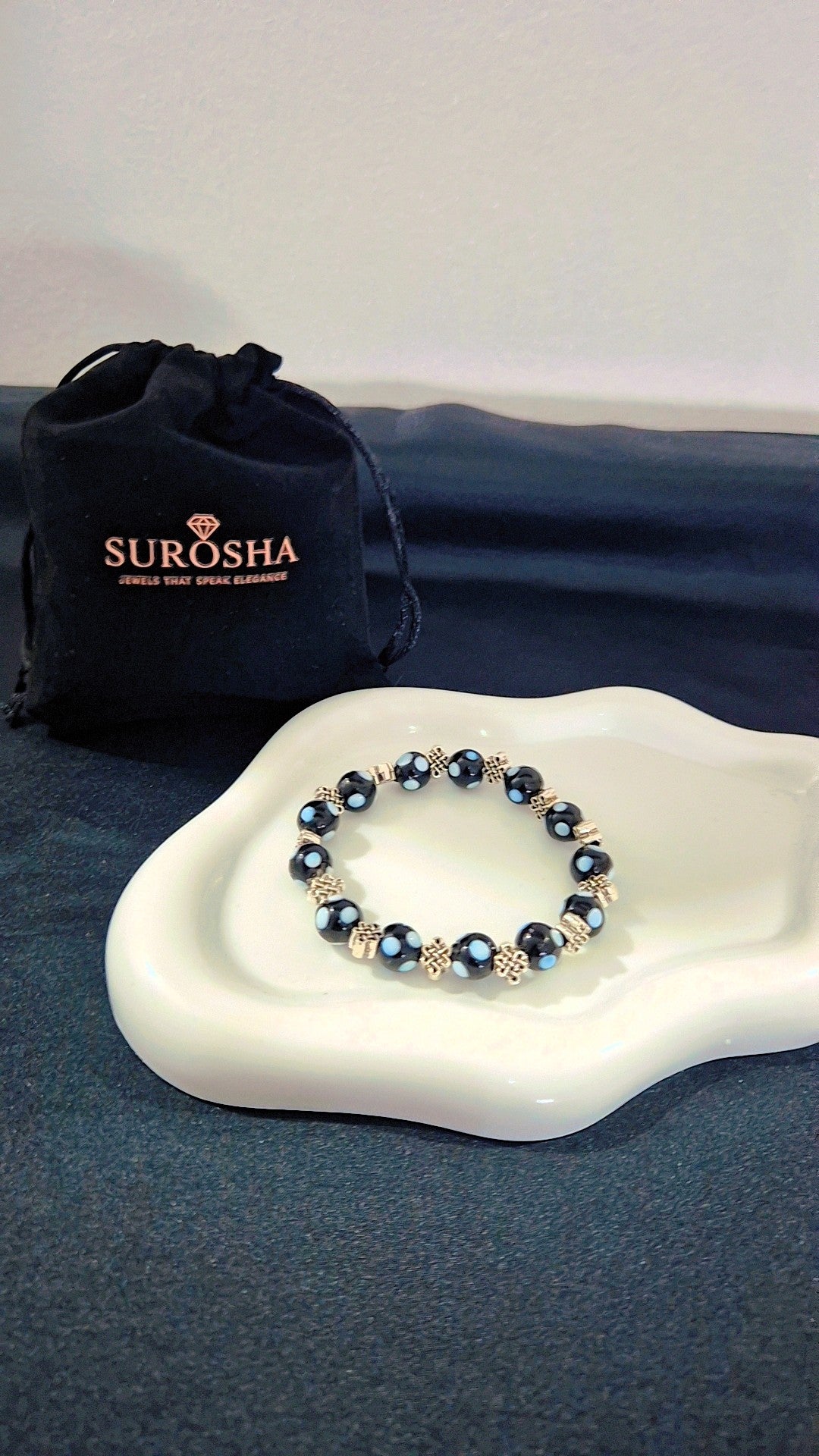 SuRosha armband met Kaapverdische Conta di Ojo kralen