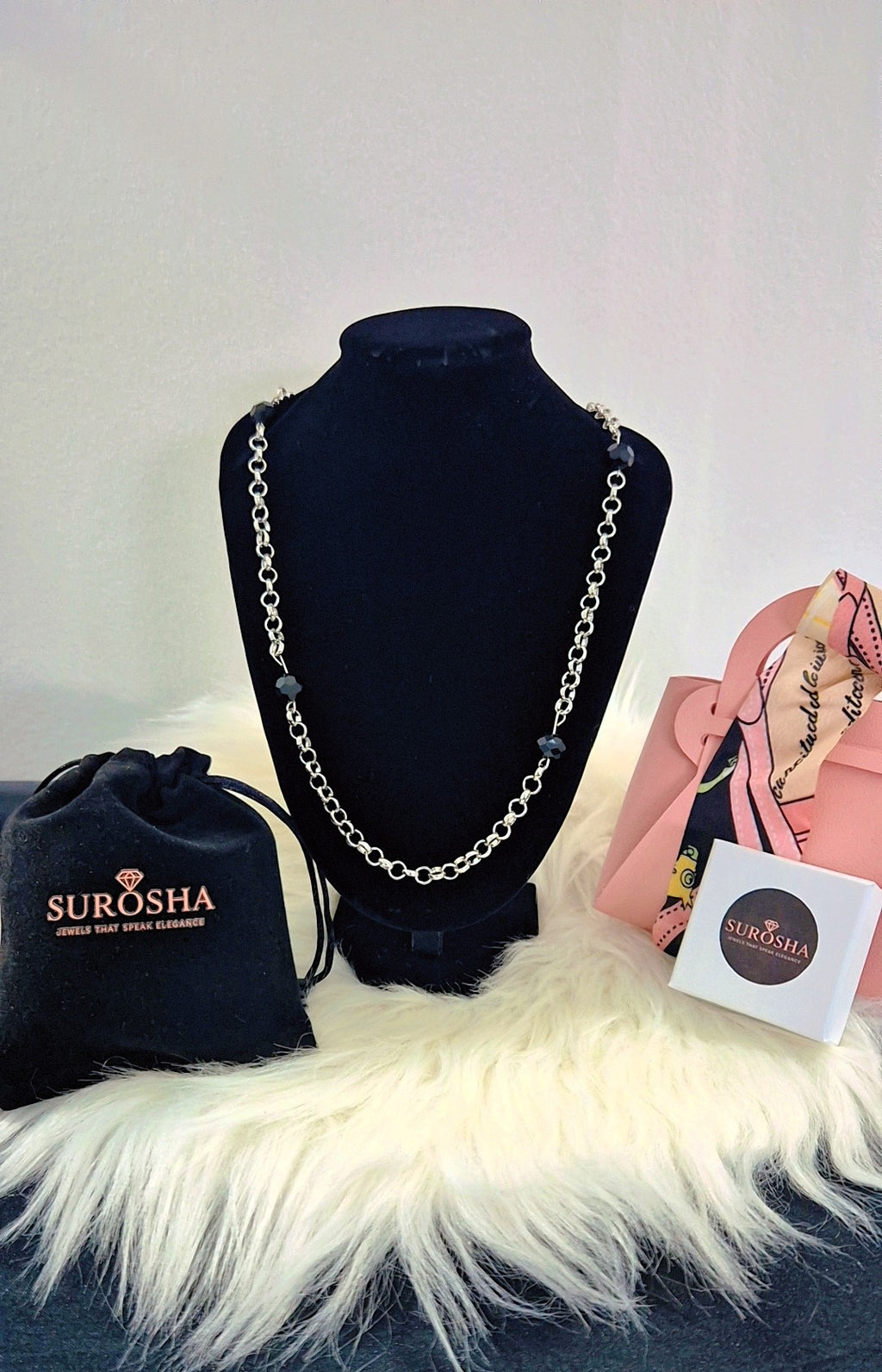 SuRosha Zilveren RVS Ketting met Zwarte Ogri Ai Kralen