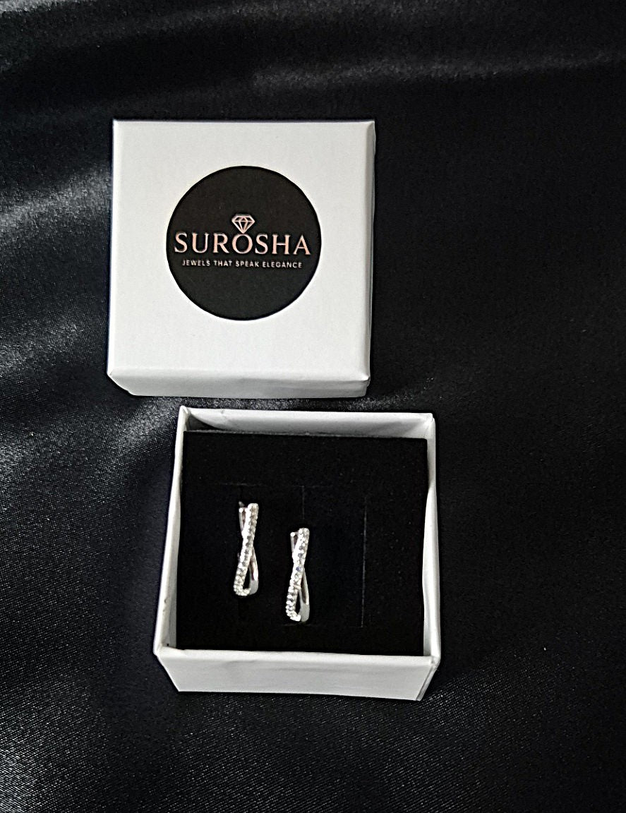 SuRosha Zilveren Oorbellen met Zirkonia – Elegant & Tijdloos