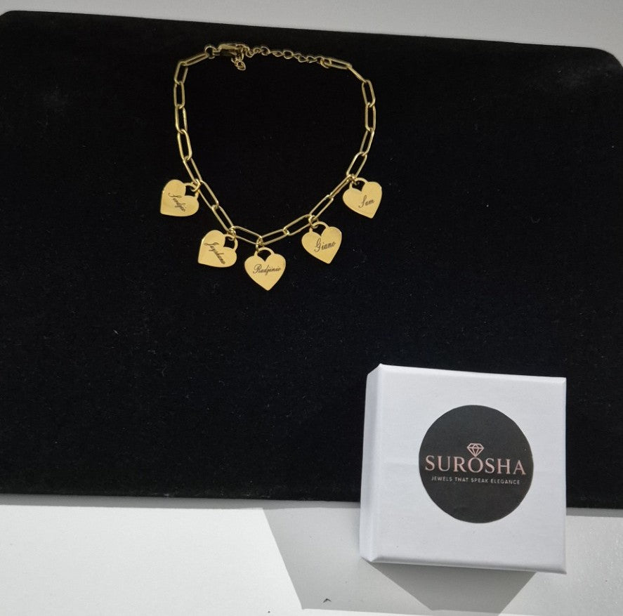 SuRosha Gepersonaliseerde Hartjes Armband – Max. 5 Namen (Goud/Zilver)